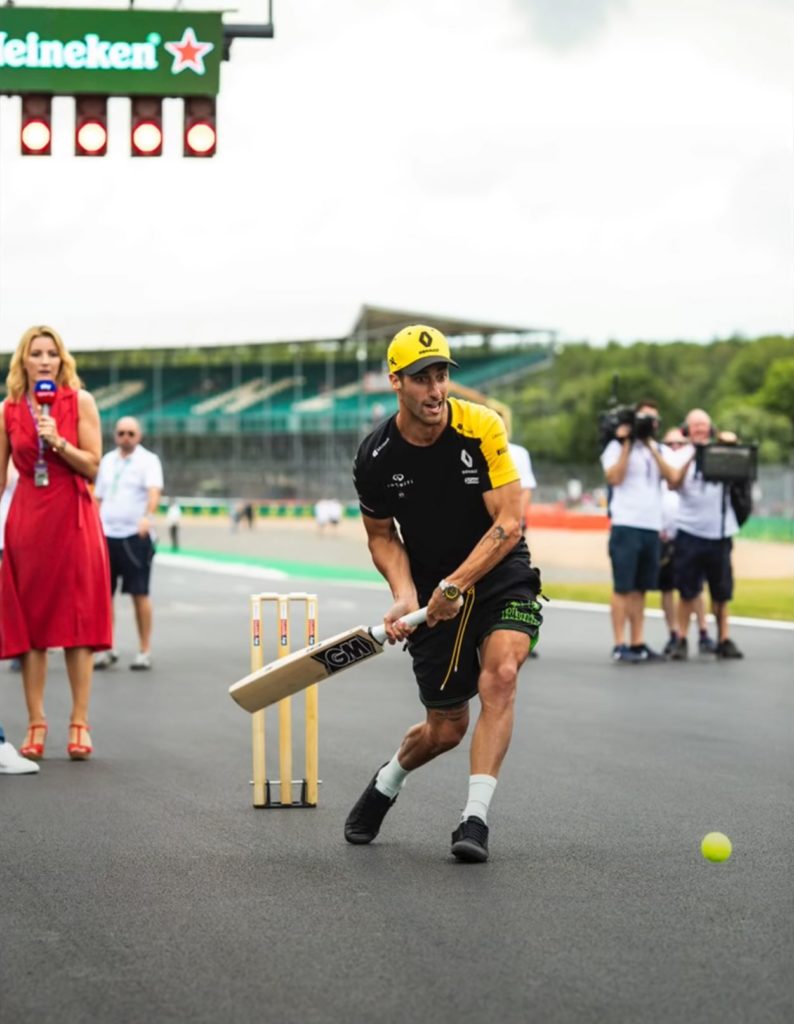 Daniel Ricciardo Renault Cricket