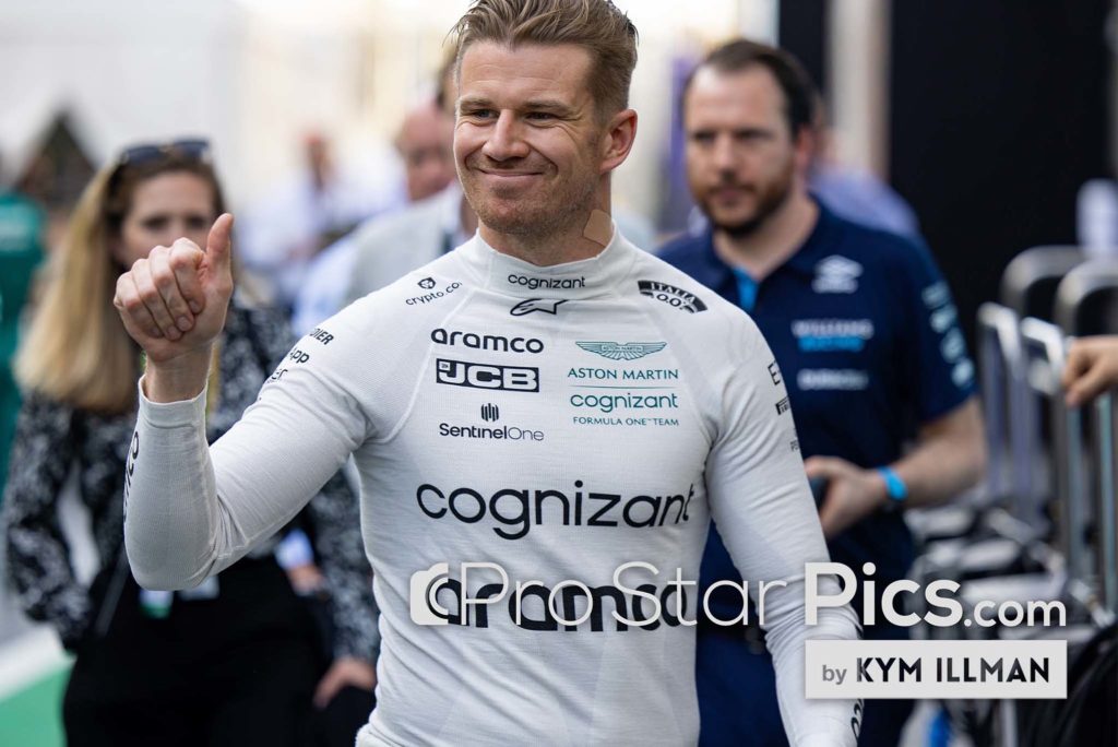 F1-Nico-Hulkenberg-Aston-Martin-Reserve-Driver-Thumbs-Up-Smiling