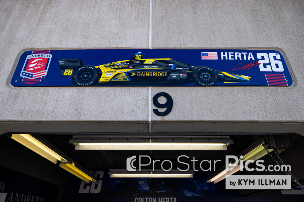 colton-herta-36-Andretti-Indycar-garage-USA