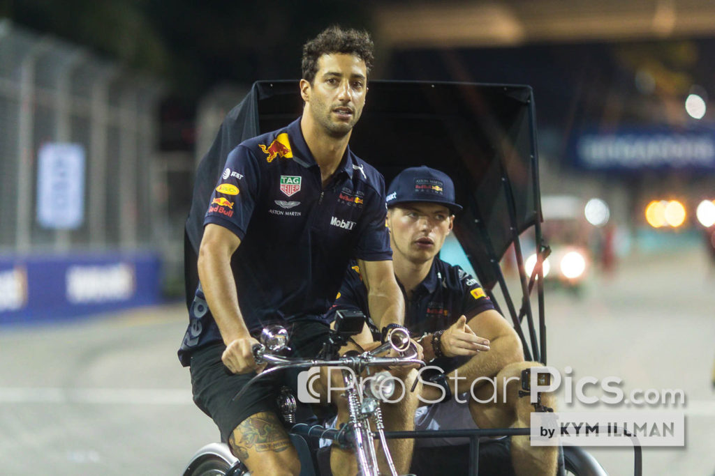 Daniel-Ricciardo-and-Max-verstappen-riding-bikes