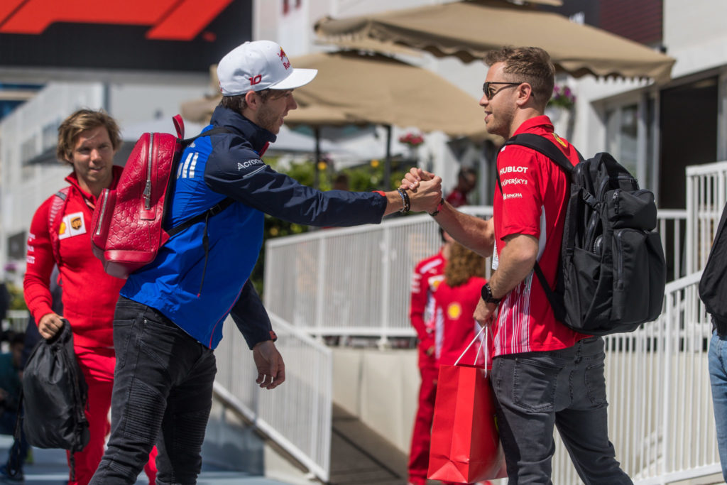 Pierre Gasly Sebastian Vettel 2018
