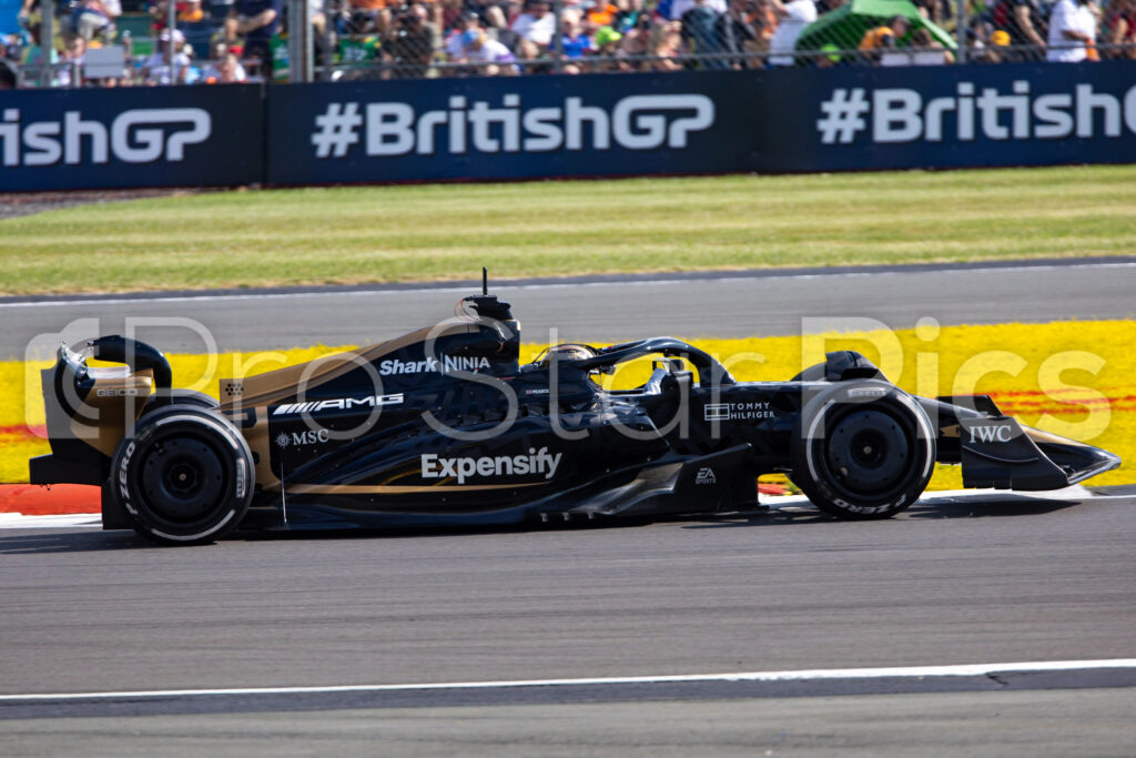 Apex F1 movie car livery Brad Pitt F1 movie silverstone 2023