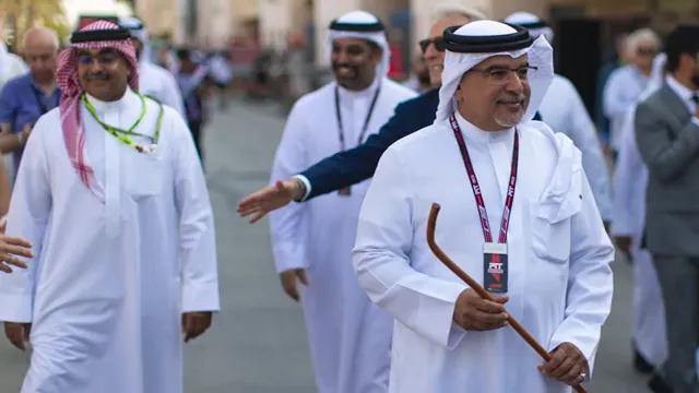 Crown Prince of Bahrain interacting with F1 figures