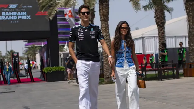 Families of drivers in the paddock