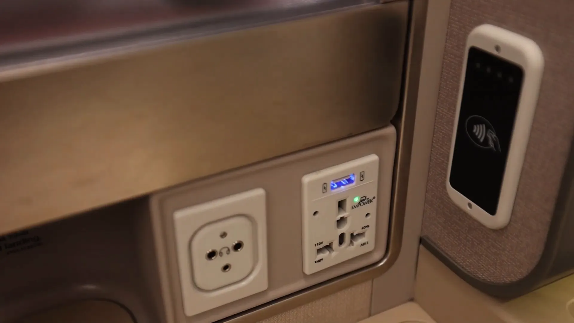 In-flight entertainment system