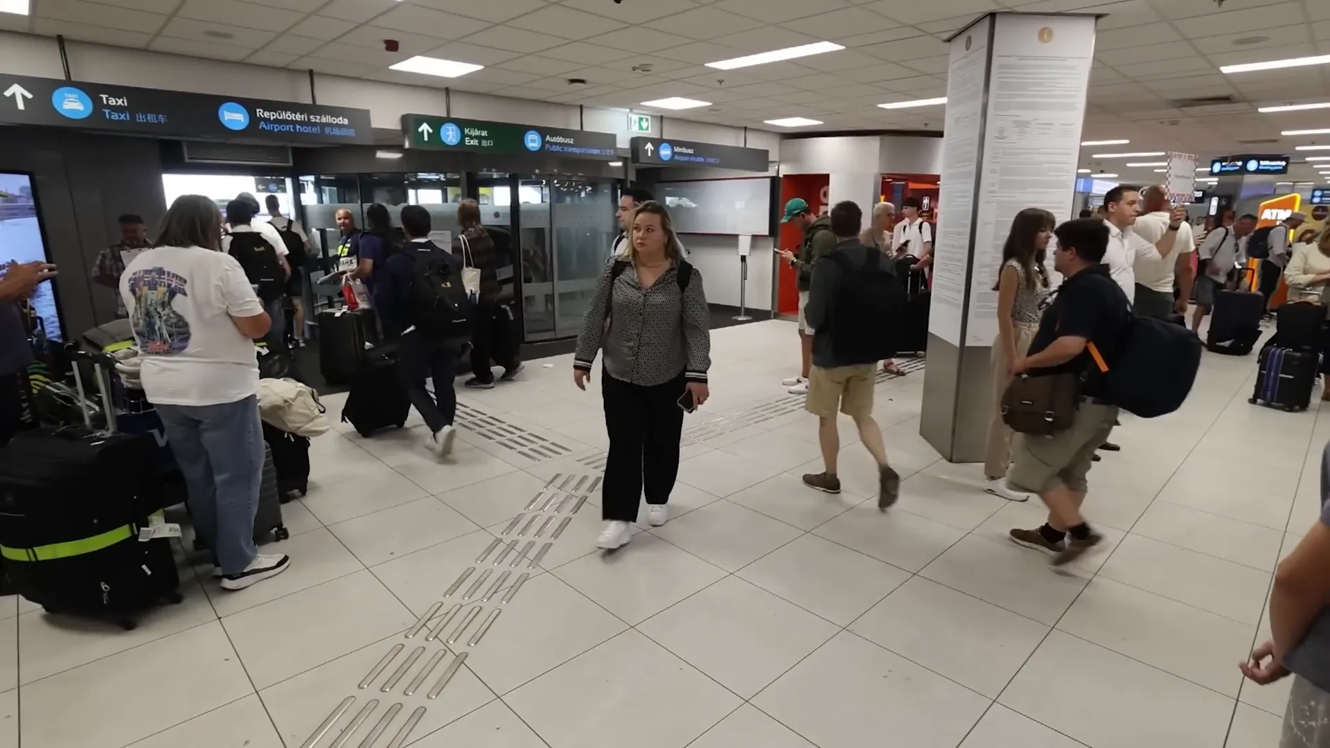 Budapest arrivals hall and baggage area