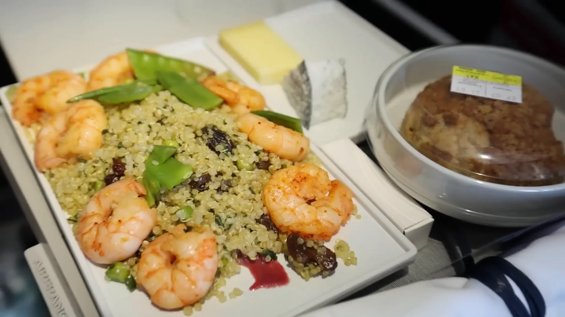Shrimp with quinoa and raspberry vinaigrette served in business class