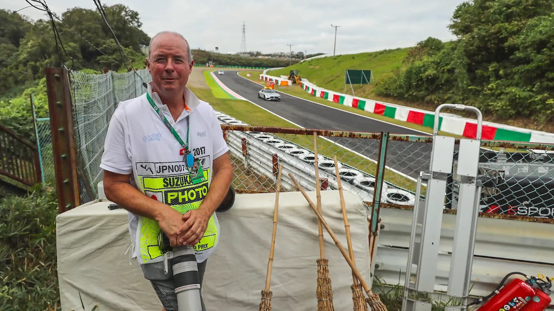 Photographing from the grid