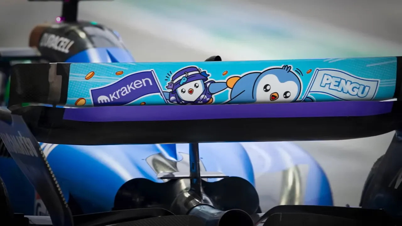 Williams' distinctive rear wing that led to qualifying disqualification
