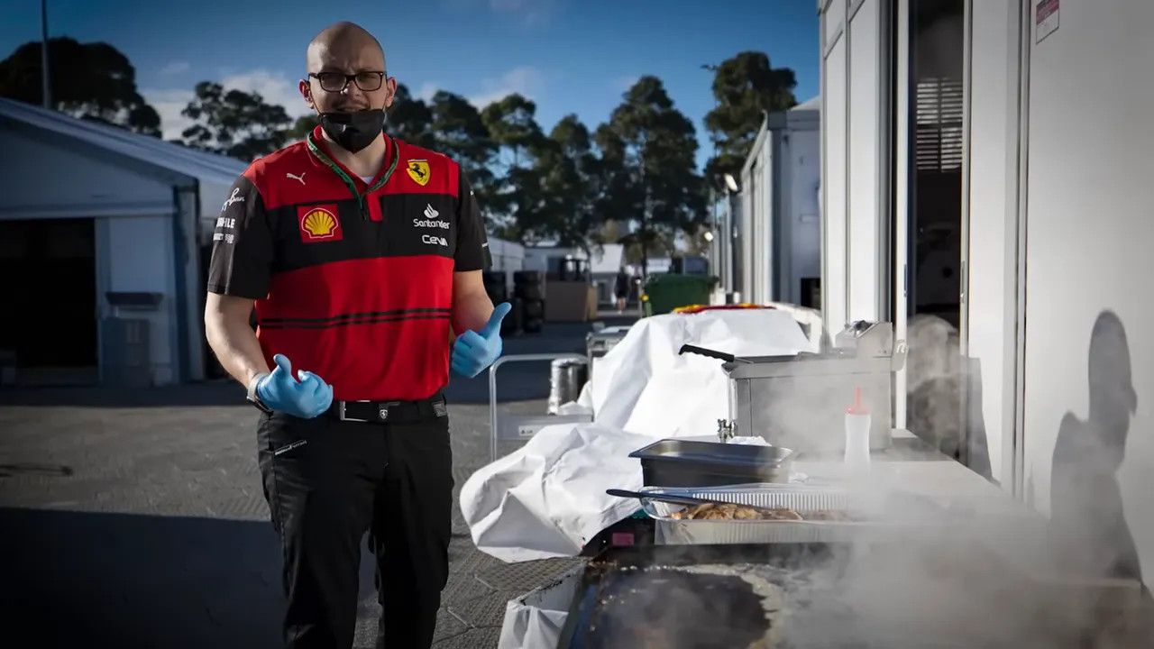 Kitchens with refrigeration units and barbecues used during races