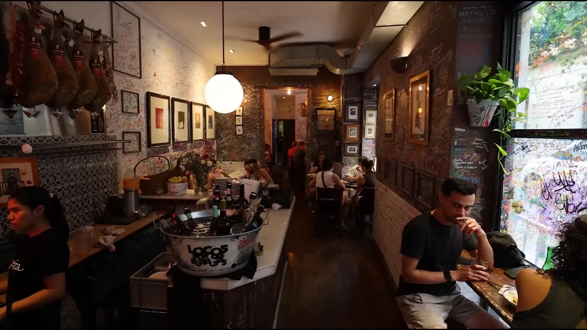 La Pepita bar interior