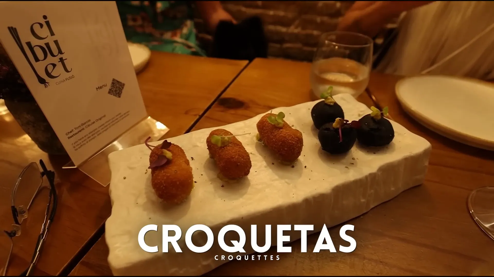 Shrimp croquettes at Sybulett