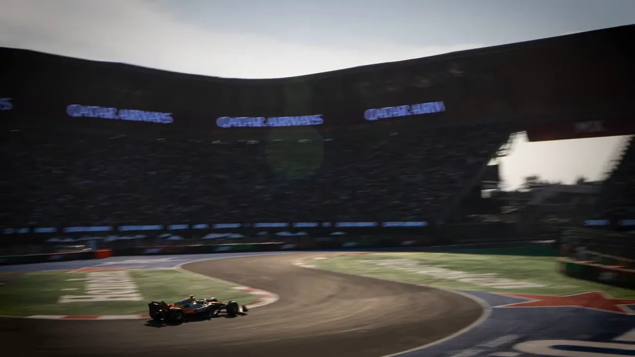 Lando Norris entering the stadium with spectators reacting