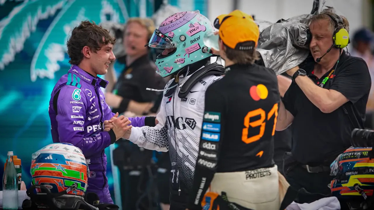 Kimi Antonelli handshake with team and crew during Miami GP celebrations